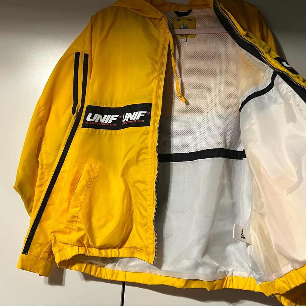 Unif Break Jacket - Picture 2 of 4